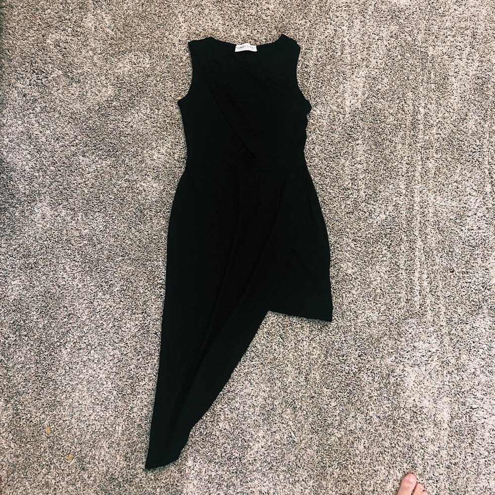 NWOT Adorable Paris and me boutique dress